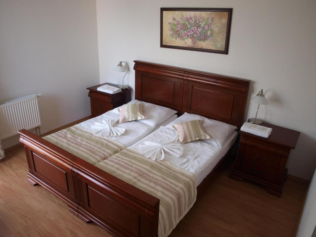 Hotel Oko Nitra Ngoại thất bức ảnh